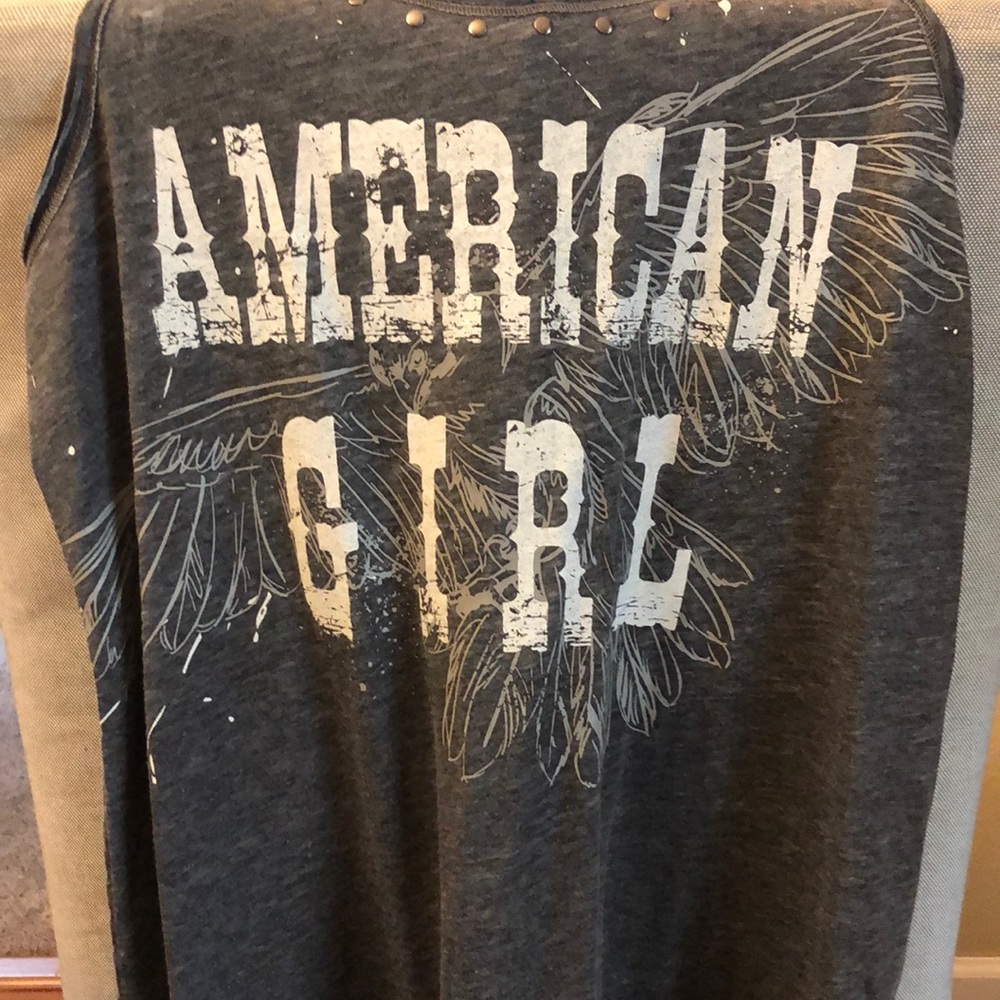 🌺 NWT Razor back tank 🌺 3/$21